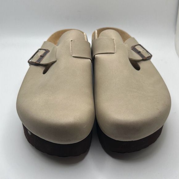 CUSHIONAIRE Women's Cork Footbed Platform Clog 8 SAND - Picture 2 of 8